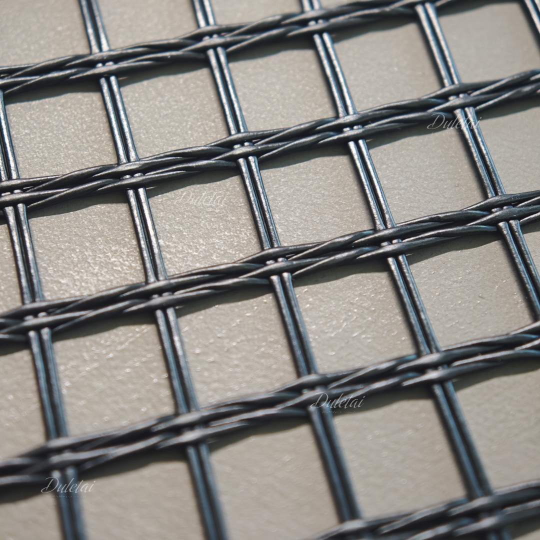 IMG_20251225_131335 PVC extrusion coated polyester mesh